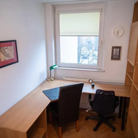 Charm Nowiniarska Apartment *