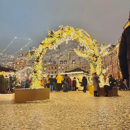 Charm Nowiniarska Warsaw